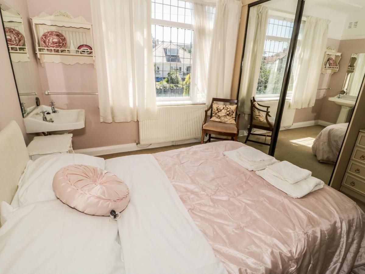 Burwood Villa Colwyn Bay Buitenkant foto